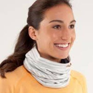 Lululemon Brisk Run Neck Warmer